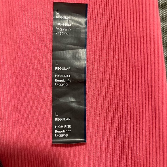 All in motion Pink Activewear Set - Picture 3 of 5